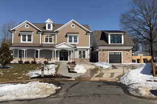 8213 Hocking Pl, Alexandria, VA 22309 - Photo 2