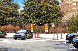 8350 Greensboro Dr, McLean, VA 22102 - Photo 40