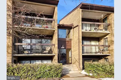 551 Florida Avenue #202, Herndon, VA 20170 - Photo 1