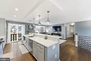 6124 Crozet Ct, Springfield, VA 22150 - Photo 6