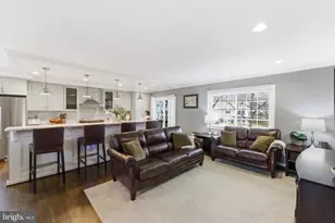 6124 Crozet Ct, Springfield, VA 22150 - Photo 12