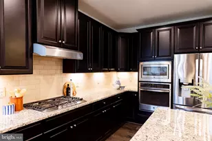 8835 Chrisanthe Ct, Fairfax Station, VA 22039 - Photo 40