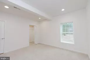 8835 Chrisanthe Ct, Fairfax Station, VA 22039 - Photo 100