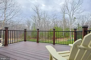 8835 Chrisanthe Ct, Fairfax Station, VA 22039 - Photo 6