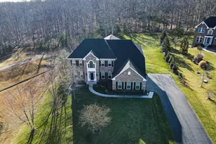 8835 Chrisanthe Ct, Fairfax Station, VA 22039 - Photo 10