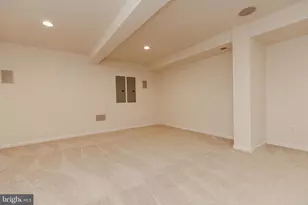 8835 Chrisanthe Ct, Fairfax Station, VA 22039 - Photo 92