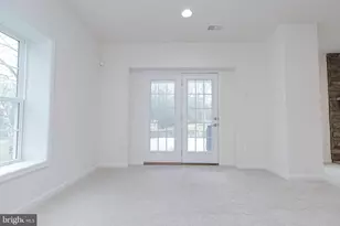 8835 Chrisanthe Ct, Fairfax Station, VA 22039 - Photo 98