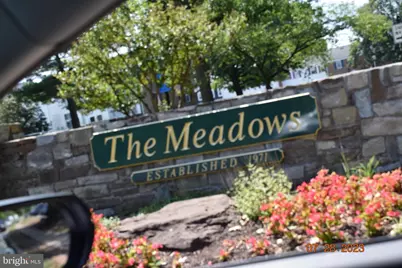 6174 Strasburg Dr, Centreville, VA 20121 - Photo 2