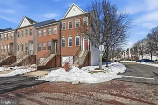 2542 James Monroe Cir, Herndon, VA 20171 - Photo 30