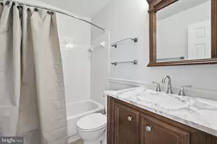 2542 James Monroe Cir, Herndon, VA 20171 - Photo 20