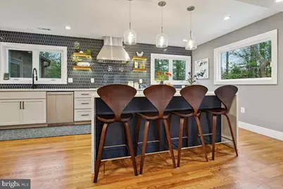 2111 Lirio Court, Reston, VA 20191 - Photo 4