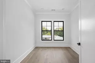 8642 McHenry St, Vienna, VA 22180 - Photo 62