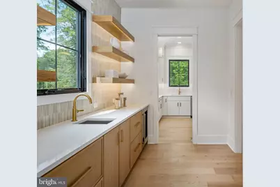 8642 McHenry Street, Vienna, VA 22180 - Photo 28
