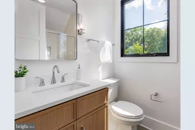 8642 McHenry Street, Vienna, VA 22180 - Photo 68
