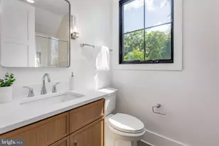 8642 McHenry St, Vienna, VA 22180 - Photo 68