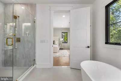 8642 McHenry Street, Vienna, VA 22180 - Photo 50