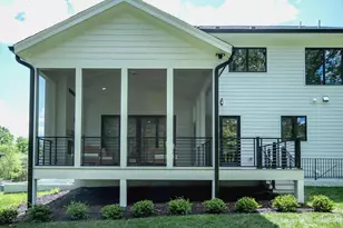 8642 McHenry St, Vienna, VA 22180 - Photo 92