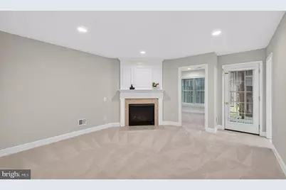 13717 Maple Sugar Lane, Herndon, VA 20171 - Photo 6