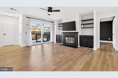 6910 Sandra Marie Circle, Alexandria, VA 22310 - Photo 8