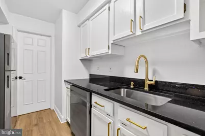 6910 Sandra Marie Circle, Alexandria, VA 22310 - Photo 18