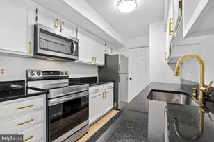 6910 Sandra Marie Cir, Alexandria, VA 22310 - Photo 16