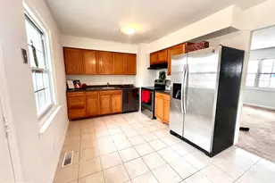 7219 Beverly Park Dr, Springfield, VA 22150 - Photo 12