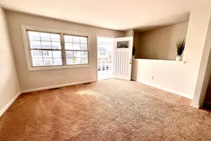 7219 Beverly Park Dr, Springfield, VA 22150 - Photo 8