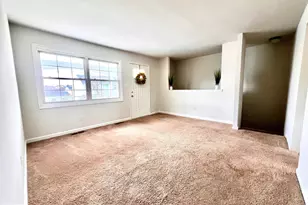 7219 Beverly Park Dr, Springfield, VA 22150 - Photo 4