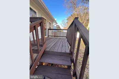 7219 Beverly Park Drive, Springfield, VA 22150 - Photo 6