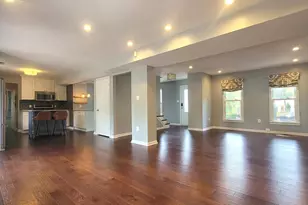 2600 Seskey Glen Ct, Herndon, VA 20171 - Photo 4