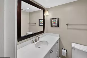 8370 Greensboro Dr, McLean, VA 22102 - Photo 14