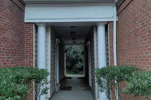 3553 Huntley Manor Ln, Alexandria, VA 22306 - Photo 1