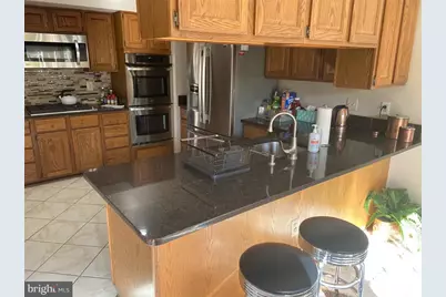 8041 Trevor Place, Vienna, VA 22182 - Photo 4