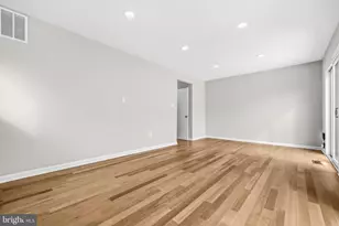 3072 Sugar Ln, Vienna, VA 22181 - Photo 14