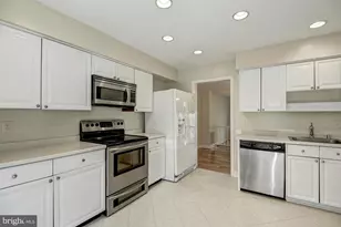 5812 Apsley House Ct, Alexandria, VA 22310 - Photo 8