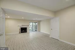 5812 Apsley House Ct, Alexandria, VA 22310 - Photo 18