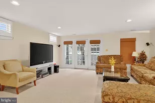 5409 Green Glen Ln, Alexandria, VA 22315 - Photo 36