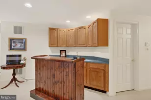 5409 Green Glen Ln, Alexandria, VA 22315 - Photo 38