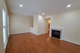 2481 Walnut Rocker Ln, Herndon, VA 20171 - Photo 16