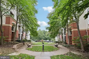 11355 Aristotle Dr, Fairfax, VA 22030 - Photo 4