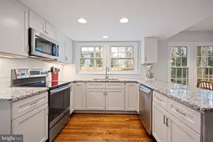 1374 Rock Chapel Rd, Herndon, VA 20170 - Photo 2