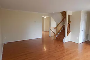 3055 Braxton Wood Ct, Fairfax, VA 22031 - Photo 6