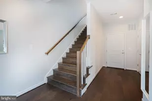 4485 Lateleaf Trl, Fairfax, VA 22030 - Photo 8