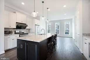 4485 Lateleaf Trl, Fairfax, VA 22030 - Photo 10