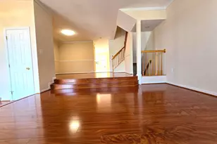 6235 Frosty Winter Ct, Centreville, VA 20120 - Photo 4