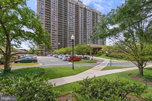 5501 Seminary Rd, Falls Church, VA 22041 - Photo 28