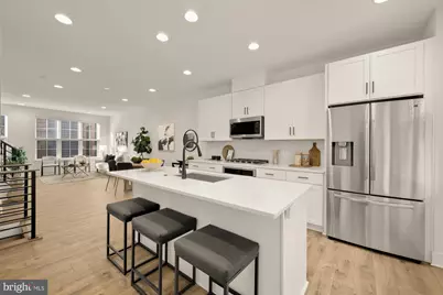 11246 Faraday Park Drive, Reston, VA 20190 - Photo 10