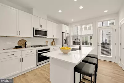 11246 Faraday Park Drive, Reston, VA 20190 - Photo 8