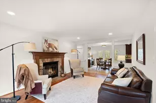 10803 Steven Lee Ct, Fairfax, VA 22032 - Photo 6