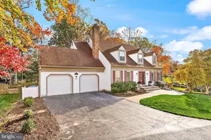 10803 Steven Lee Ct, Fairfax, VA 22032 - Photo 2